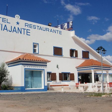 "O Viajante" Low Cost Hotel Estremoz Exteriör bild
