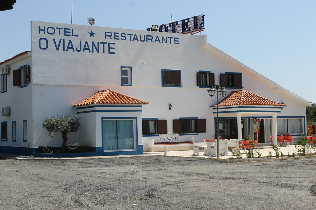 "O Viajante" Low Cost Hotel Estremoz Exteriör bild