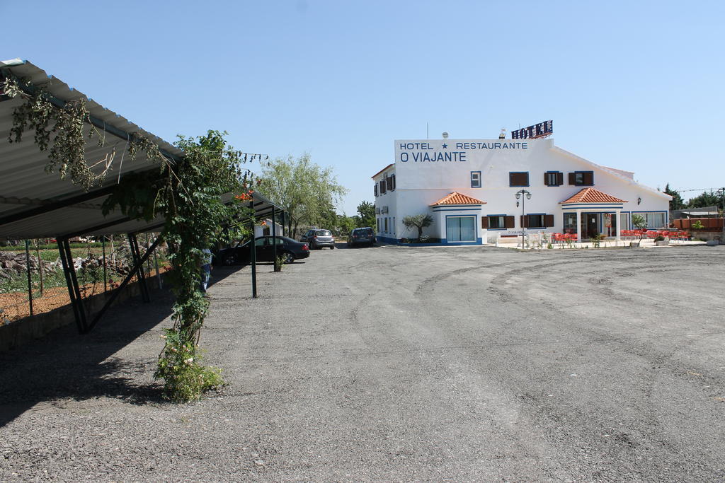 "O Viajante" Low Cost Hotel Estremoz Exteriör bild
