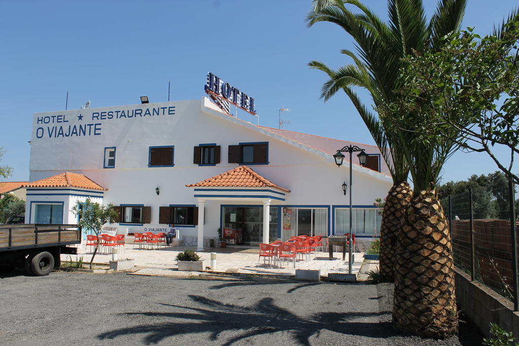"O Viajante" Low Cost Hotel Estremoz Exteriör bild