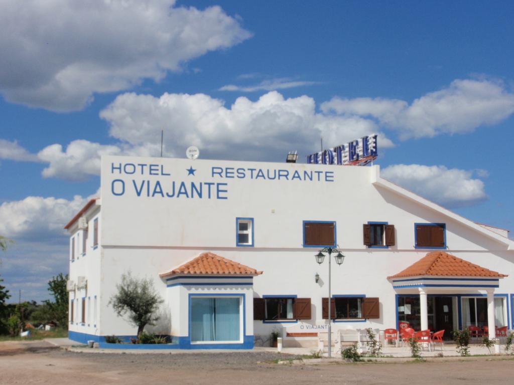 "O Viajante" Low Cost Hotel Estremoz Exteriör bild