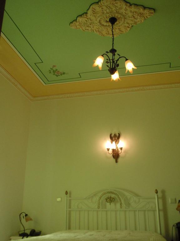 "O Viajante" Low Cost Hotel Estremoz Rum bild