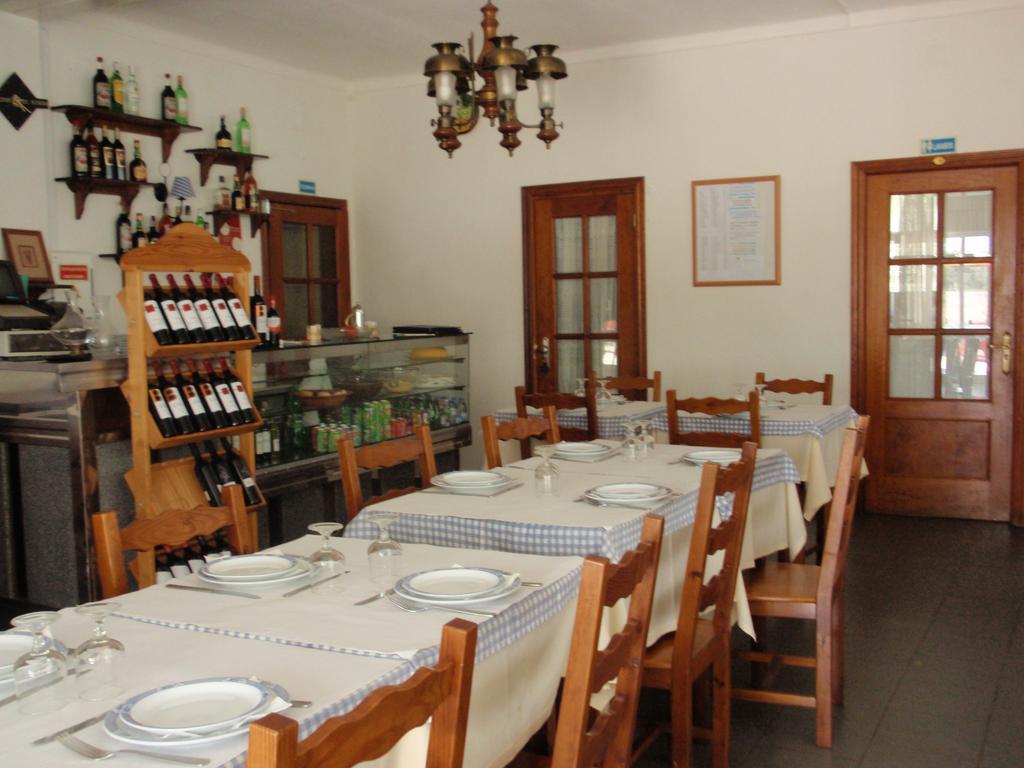 "O Viajante" Low Cost Hotel Estremoz Exteriör bild